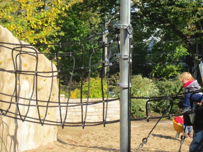 登加公园 @ Glen游乐场:超大沙子障碍赛道、蚂蚁隧道、休闲区等精彩设施(图5) 登加公园 @ Glen游乐场:超大沙子障碍赛道、蚂蚁隧道、休闲区等精彩设施(图5)